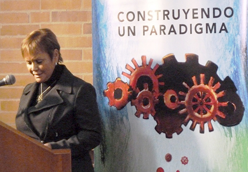 Gloria Abraham en su participación en el Segundo Congreso Internacional de la Red en Gestión Territorial para el Desarrollo Rural Sustentable (Red GTD).