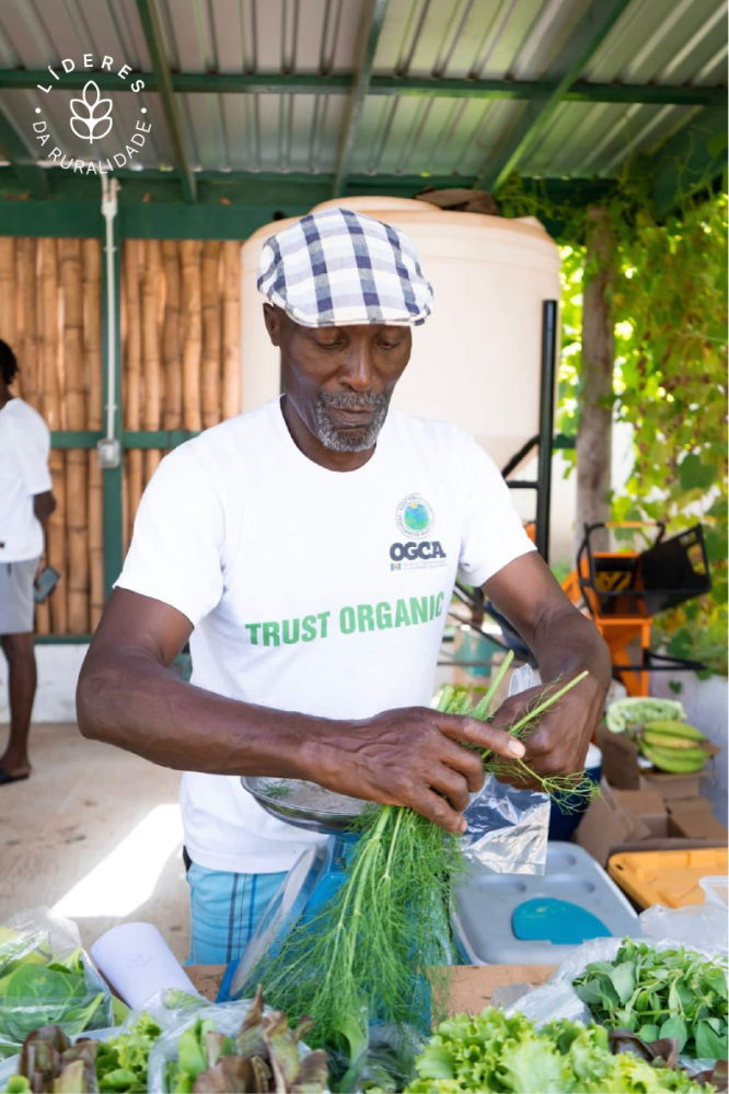 Hunte está convencido de que la agricultura orgánica debe extenderse más en el Caribe, ya que representa una oportunidad para la región no solo de producir y cuidar el ambiente y de generar desarrollo económico, sino también de producir alimentos saludables para que los países sean menos dependientes de las importaciones.