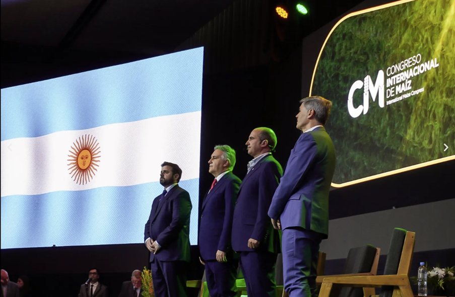 Especialistas nacionales e internacionales, así como diversas cámaras empresariales, enfatizaron que los biocombustibles son una herramienta privilegiada que tiene Argentina para dar valor a las materias primas y promover el desarrollo.