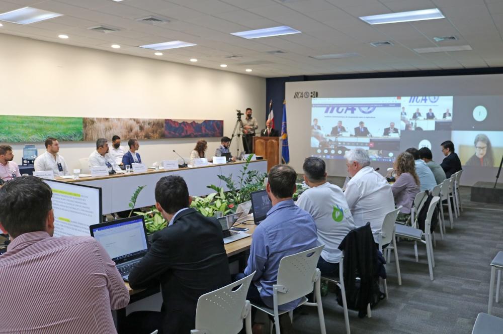 El evento se realizará hasta el 19 de mayo en las instalaciones del IICA en San José, Costa Rica, y su apertura tuvo una mesa de diálogo con decisores políticos de alto nivel.