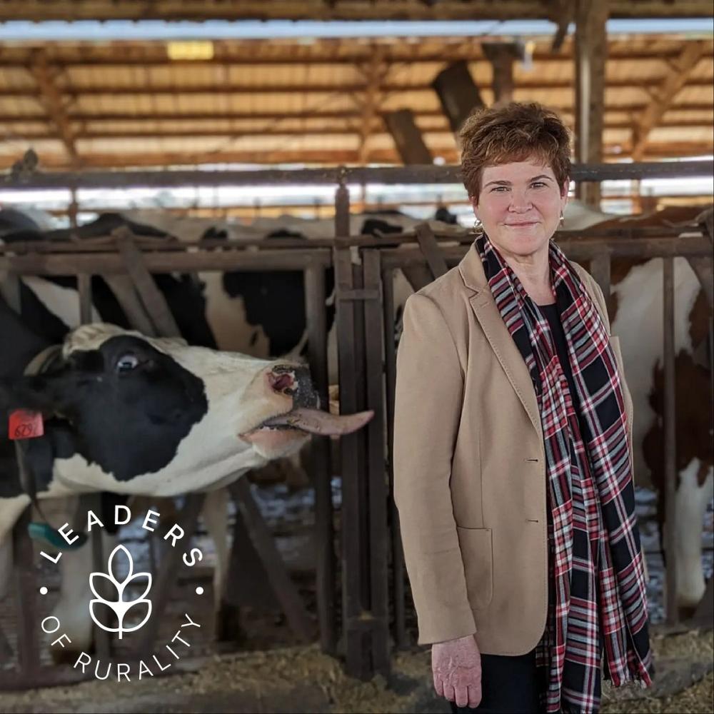 Dueña de un conocimiento profundo de la agricultura, la sostenibilidad y la política agropecuaria, Harden se convirtió en febrero de 2021 en la primera mujer en liderar el USDEC, puesto en el que sucedió a Tom Vilsack, quien pasó a desempeñarse como Secretario de Agricultura de los Estados Unidos.