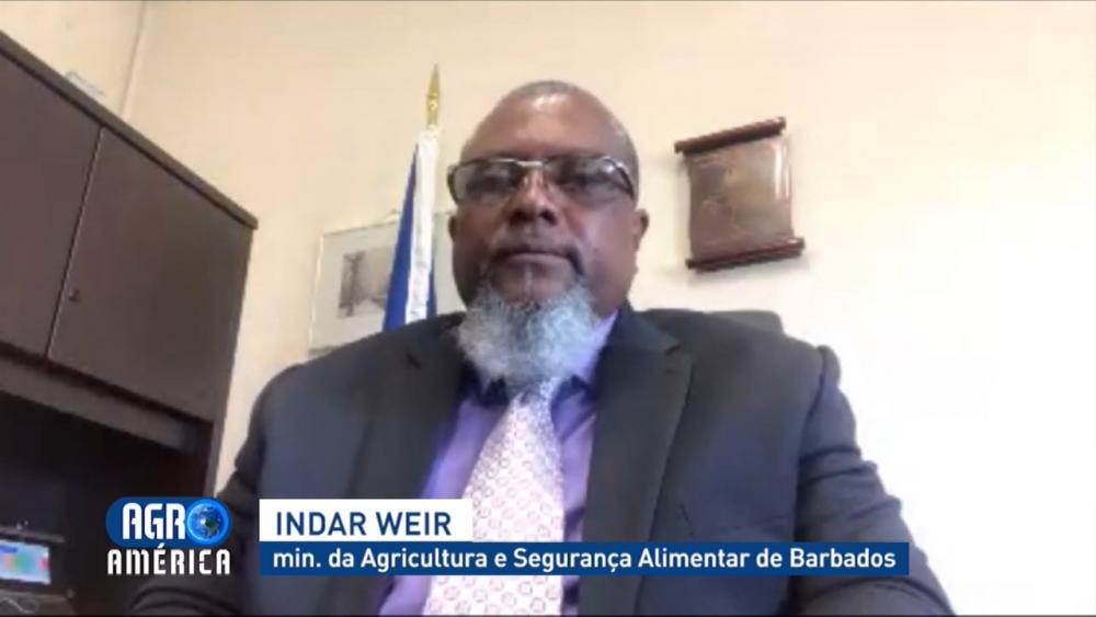 El ministro también se refirió al destacado papel que podría cumplir la tecnología y la innovación en la mejora de la producción agrícola barbadense
