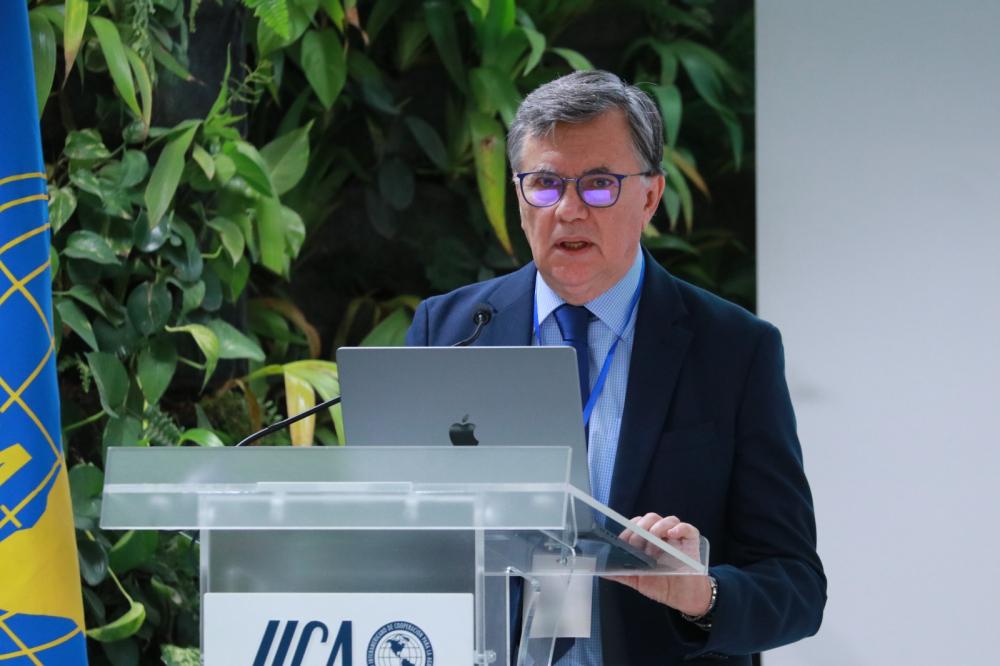 En su discurso, Manuel Otero, se focalizó en los cuatro principios que sustentan la propuesta del IICA de fortalecer una alianza continental para la seguridad alimentaria y el desarrollo sostenible.