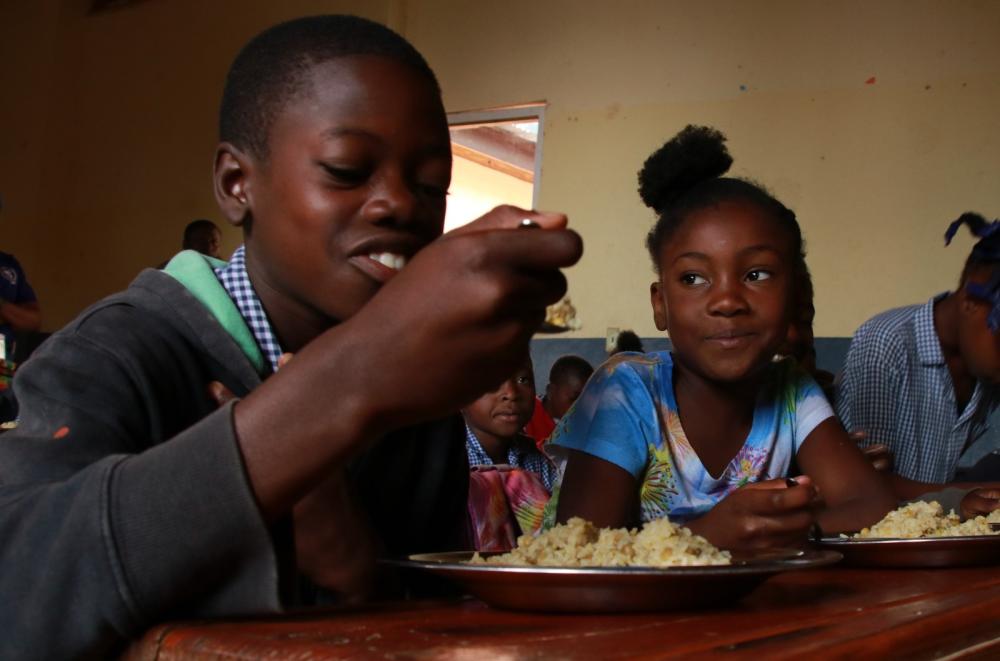 Durante el evento se hizo foco en que los programas nacionales de alimentación escolar son fuente de múltiples beneficios. Fotografía: Facebook oficial del World Food Programme.