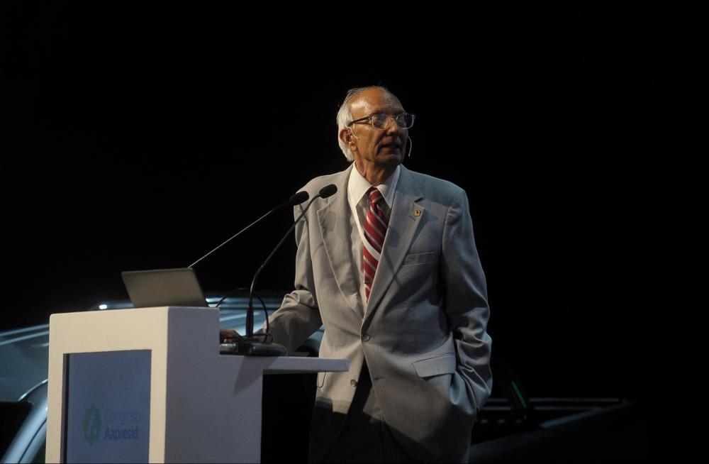 Rattan Lal explicó que la nueva transformación de la agricultura debe basarse en la salud del suelo, la resiliencia, la conservación de los ecosistemas y las herramientas que brinda la ciencia.