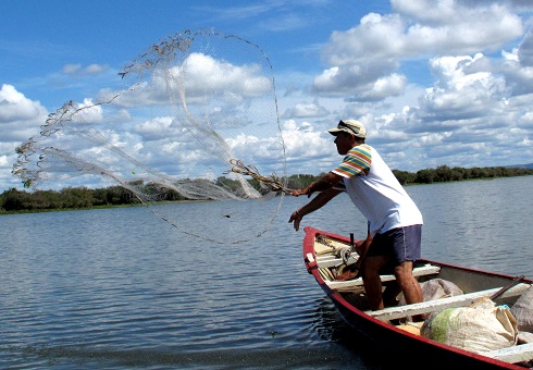 agua_490_pescador