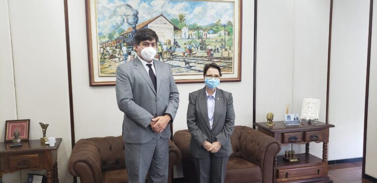 Gabriel Delgado com a ministra Tereza Cristina