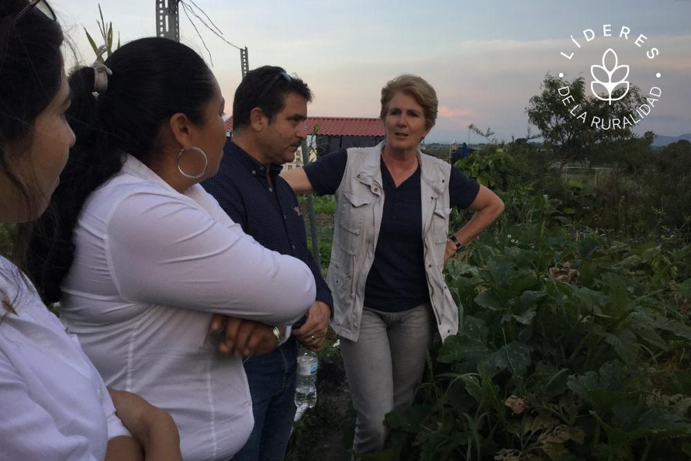 La organización que ella dirige enseña a poblaciones rurales nutrición y salud, más agroecología, y de esa manera desarrolla habilidades y potencial para generar un ingreso adicional.