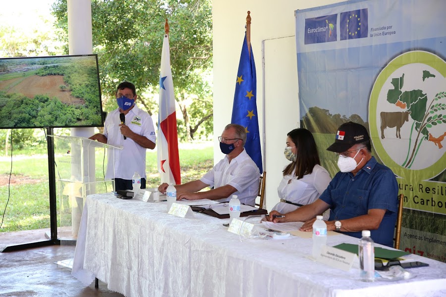 INAUGURACIÓN LANZAMIENTO LA JOYA