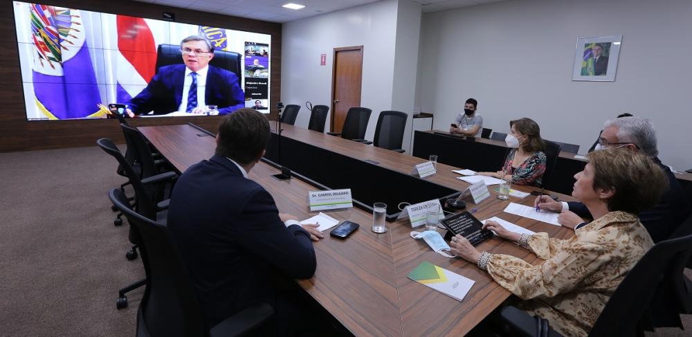 Lanzamiento de iniciativa de Suelos Vivos de las Américas en Brasil