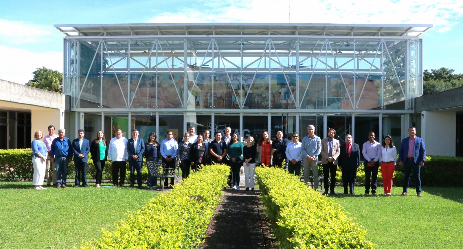 En el Taller Regional de la Convención Internacional de Protección Fitosanitaria (CIPF) para América Latina 2023, que se efectuó en la sede central del IICA en San José, Costa Rica, los participantes analizaron las propuestas de Normas Internacionales para Medidas Fitosanitarias (NIMF), así como recomendaciones y sugerencias de interés para la región. 