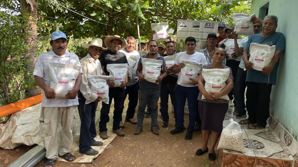 Productores de San Diego, Zacapa recibieron capacitación sobre el manejo de sus cultivos.