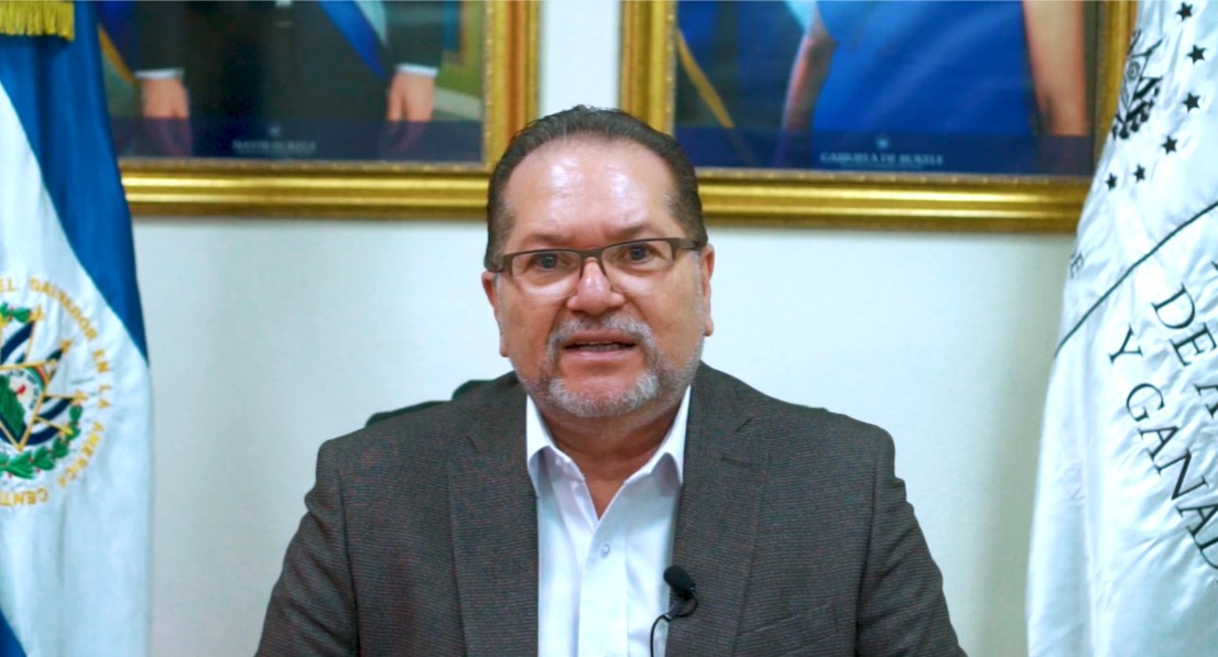 El Ministro de Agricultura y Ganadería de El Salvador, Óscar Enrique Guardado Calderón, destacó que es imperativo que se incluya en la agenda agrícola regional, la gestión de recursos hídricos y la formulación de políticas innovadoras, que faciliten la adopción de tecnologías para una gestión integral del agua para la agricultura y la población en general.