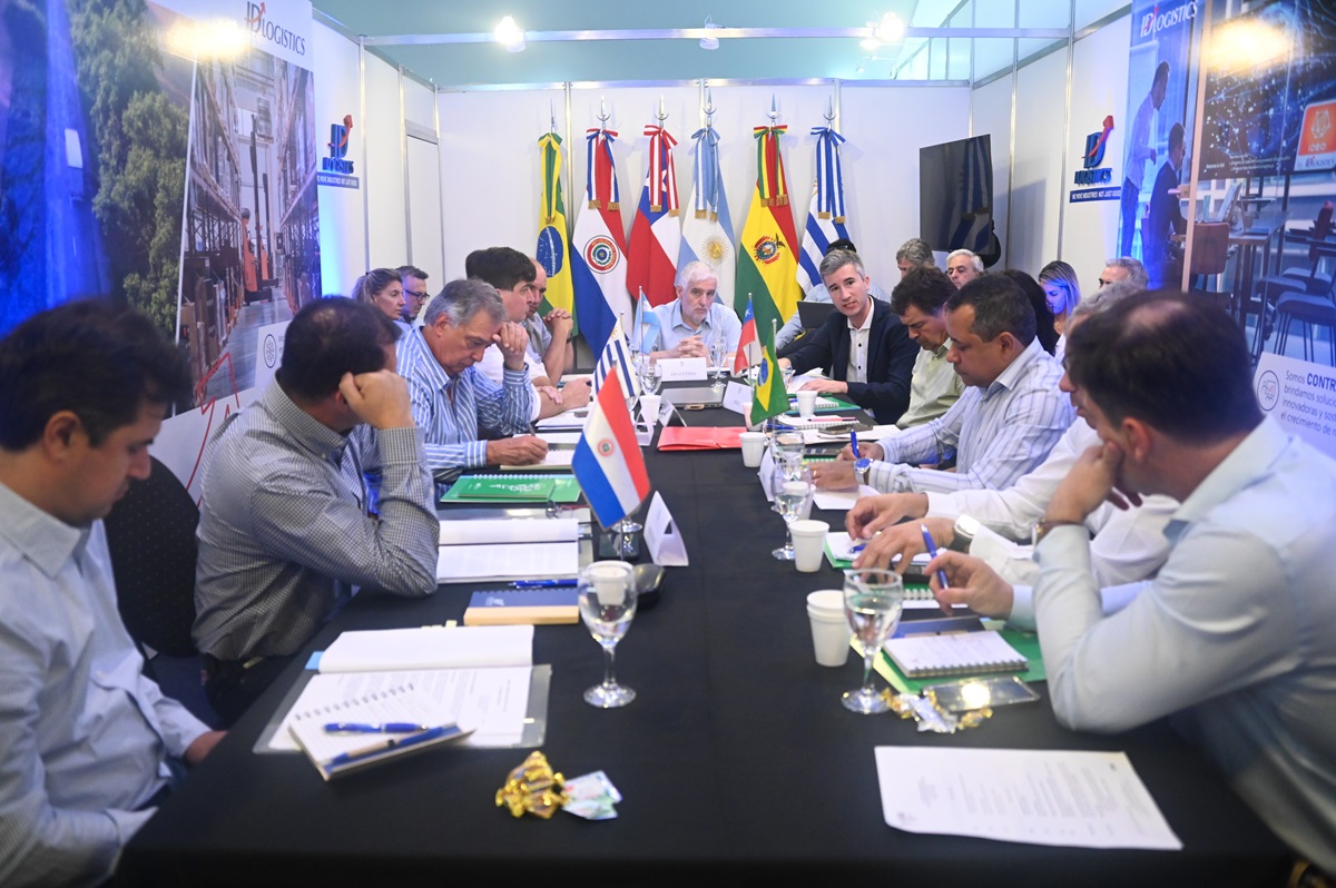 El consenso fue alcanzado durante el primer encuentro en 2024 del CAS, foro ministerial de consulta y coordinación de acciones regionales. Se realizó en Argentina en el marco de Expoagro, muestra anual agropecuaria a cielo abierto que se realiza en la ciudad de San Nicolás, en la que productores y empresas de esta nación y países vecinos exponen sus más recientes desarrollos para la producción sostenible de alimentos, energías y fibras sobre la base de la ciencia, la tecnología y la innovación.