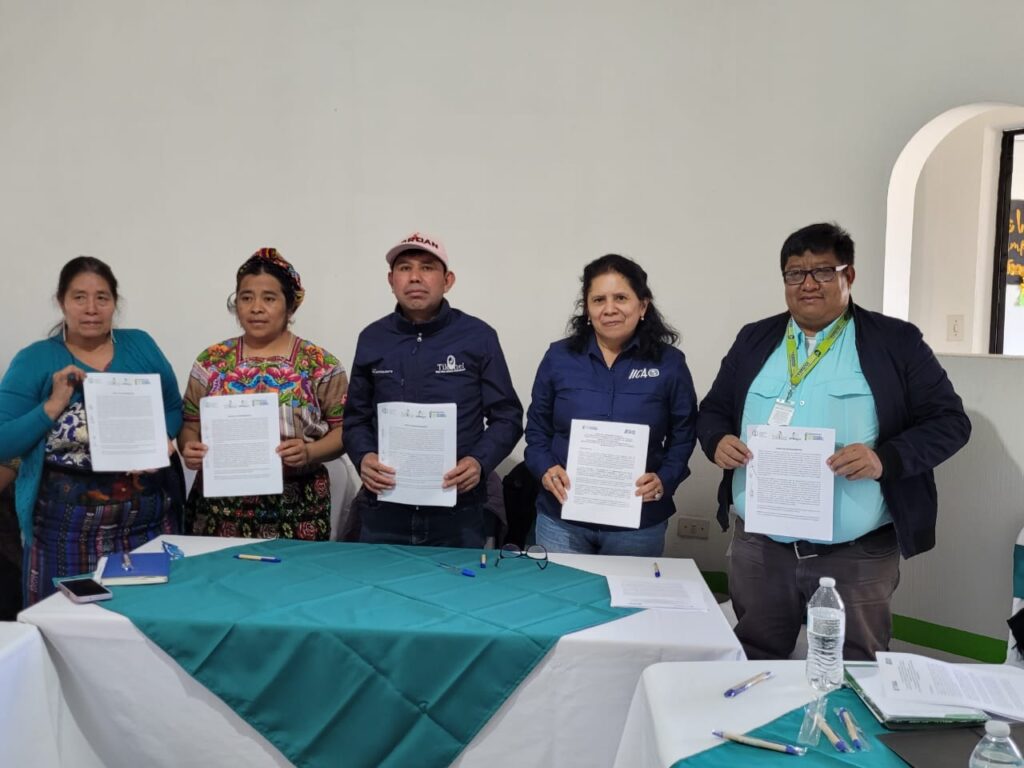 Firma de acuerdo entre cuatro organizaciones y el IICA.