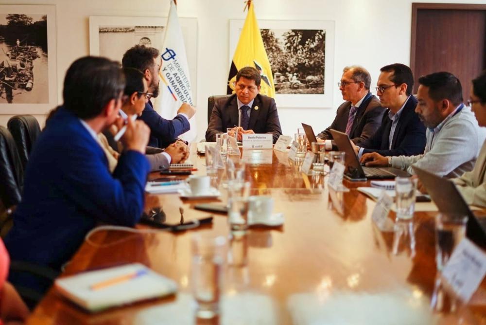 Representante del IICA en Ecuador y Jefe de Gabinete se reúnen con el Ministro de Agricultura para fortalecer el sector agropecuario ecuatoriano