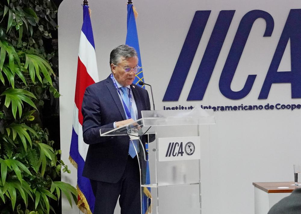 El Director General del IICA advirtió que el contexto internacional refuerza la necesidad y el valor de la cooperación y trabajo conjunto entre actores e instituciones que atesoran grandes stocks de capacidades y conocimientos que es preciso poner al servicio de las sociedades.