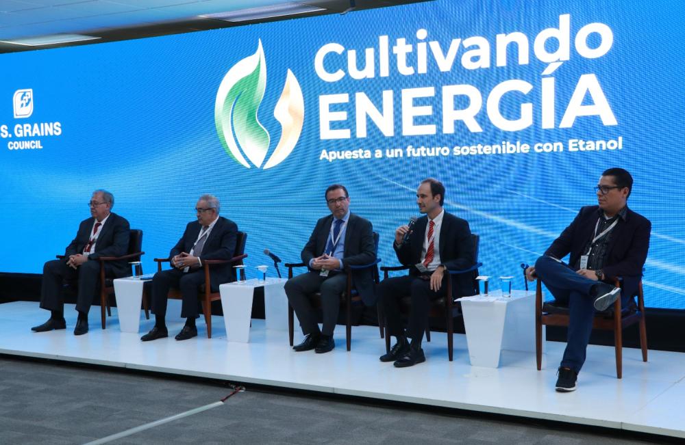 El evento contó con la presencia de más 70 especialistas en biocombustibles y autoridades de los sectores público y privado de Centroamérica, relacionadas con el sector energía.